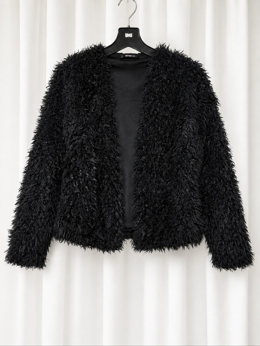 Gina Tricot Black Shaggy Faux Fur Cropped Open Front Soft Plush Cardigan Jacket